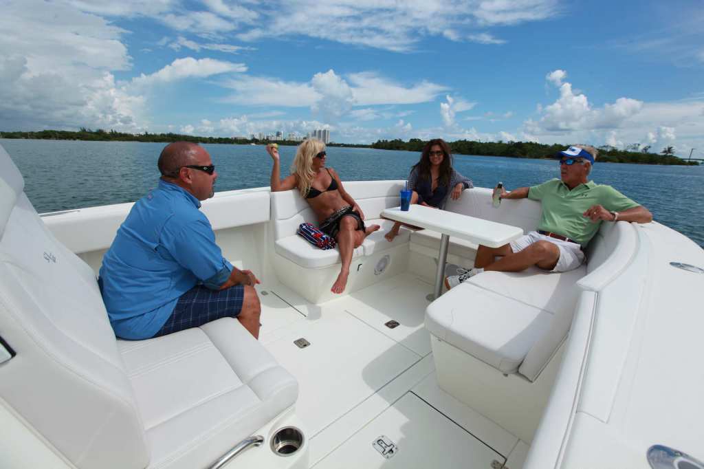 Center Consoles Luxury Edition SeaVee Boats