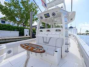 View full size image of 2023  SeaVee 420Z