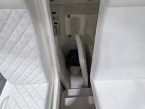 View full size image of 2017 SeaVee 390Z