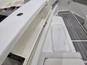 View full size image of 2017 SeaVee 390Z