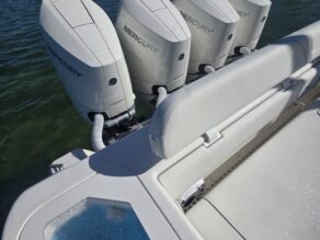 View full size image of 2024 SeaVee 420Z