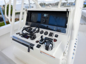 View full size image of 2022 SeaVee 370Z