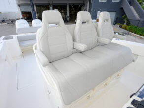 View full size image of 2022 SeaVee 370Z