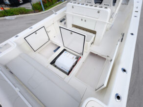 View full size image of 2022 SeaVee 370Z