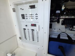 View full size image of 2022 SeaVee 340Z 