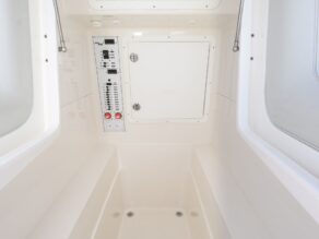 View full size image of 2025 SeaVee 320B 
