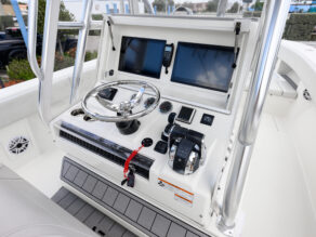 View full size image of 2021 SeaVee 322Z