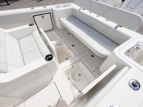 View full size image of 2021 SeaVee 322Z