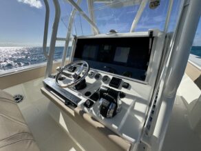 View full size image of 2021 SeaVee 370Z