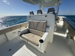 View full size image of 2021 SeaVee 370Z