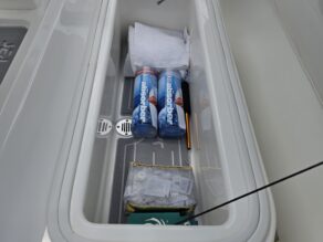 View full size image of 2025 SeaVee 270Z