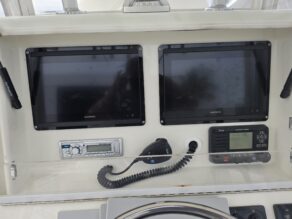 View full size image of 2016 SeaVee 320B