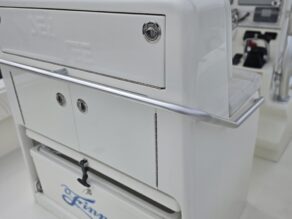 View full size image of 2016 SeaVee 320B