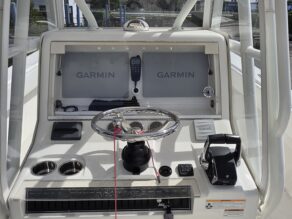 View full size image of 2023 SeaVee 340B