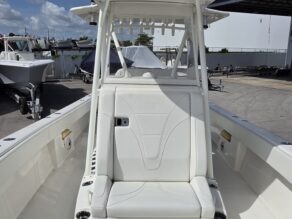 View full size image of 2023 SeaVee 340B