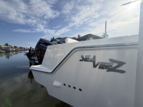 View full size image of 2025 SeaVee 400z