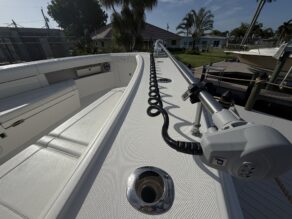 View full size image of 2025 SeaVee 400z