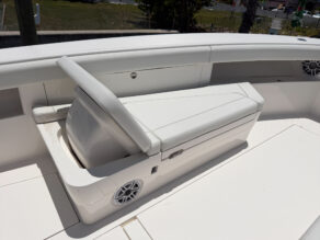 View full size image of 2026 SeaVee 400Z
