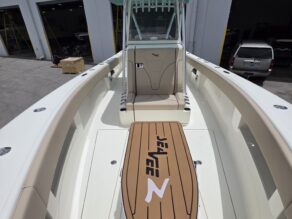 View full size image of 2020 SeaVee 322Z