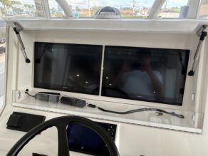 View full size image of 2027 SeaVee 322Z