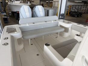View full size image of 2027 SeaVee 322Z